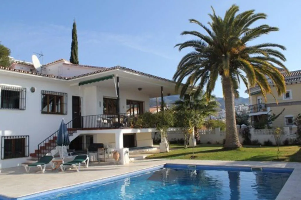 Villa Maria De Waard Nerja